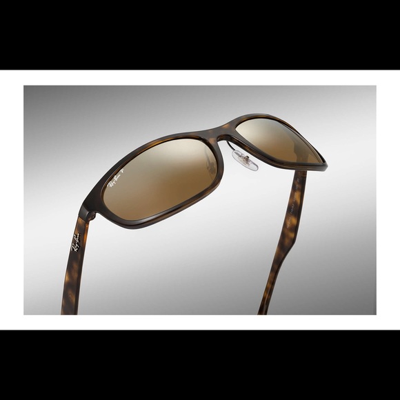 Ray-Ban Accessories - Unisex Ray-ban Chromance Polarized Sunglasses